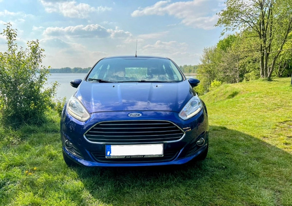 Ford Fiesta cena 31900 przebieg: 101000, rok produkcji 2015 z Sosnowiec małe 191